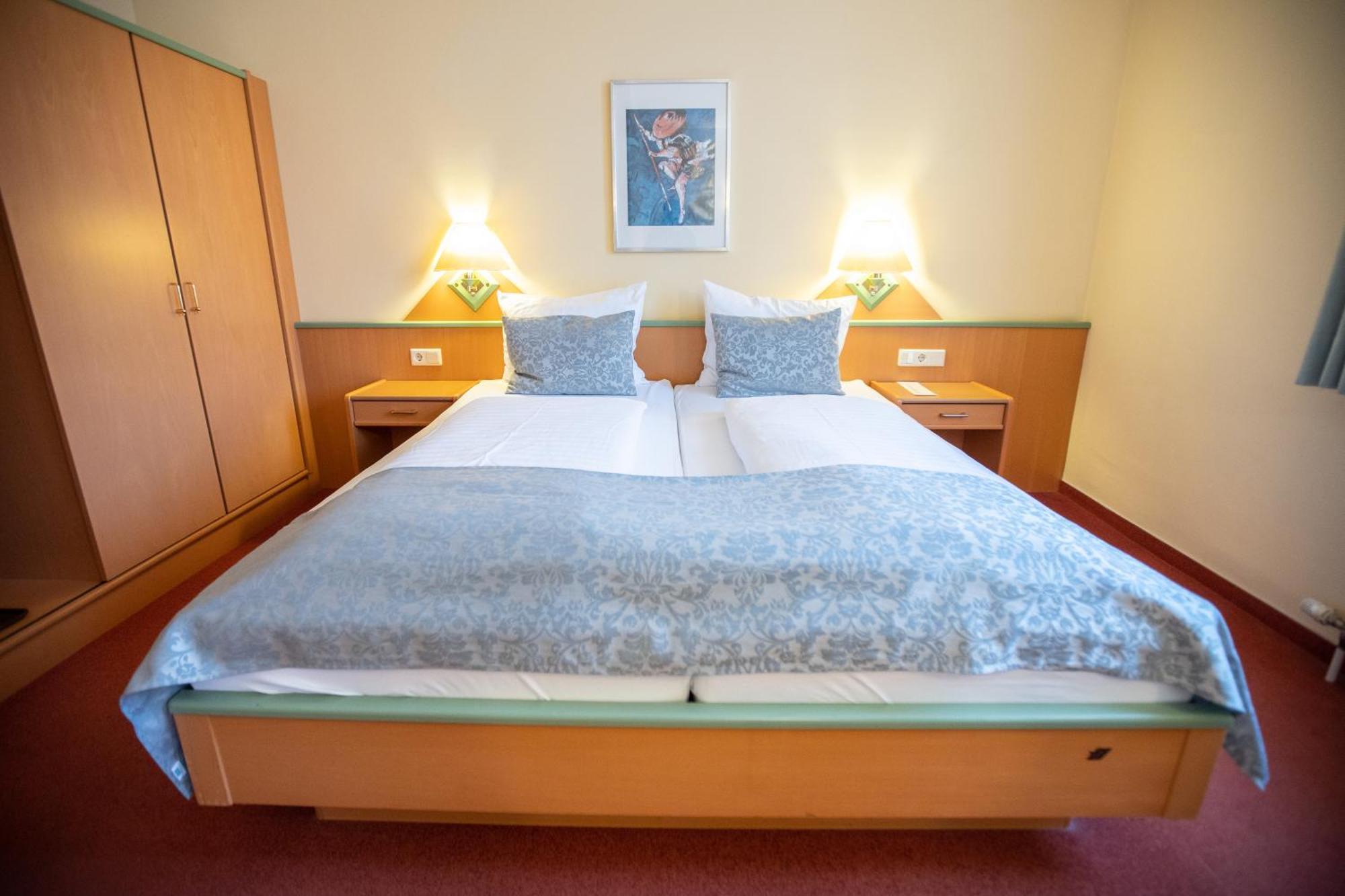 Hotel Stadt Wien Bad Schallerbach Bagian luar foto